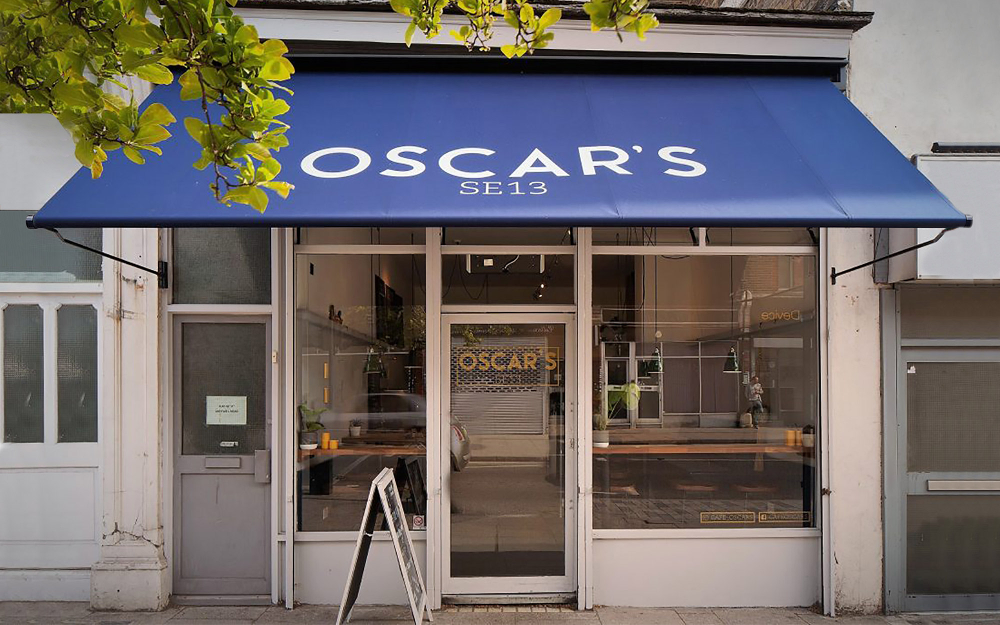 Commercial Awnings for Cafe-Restaurants Pubs and Bars