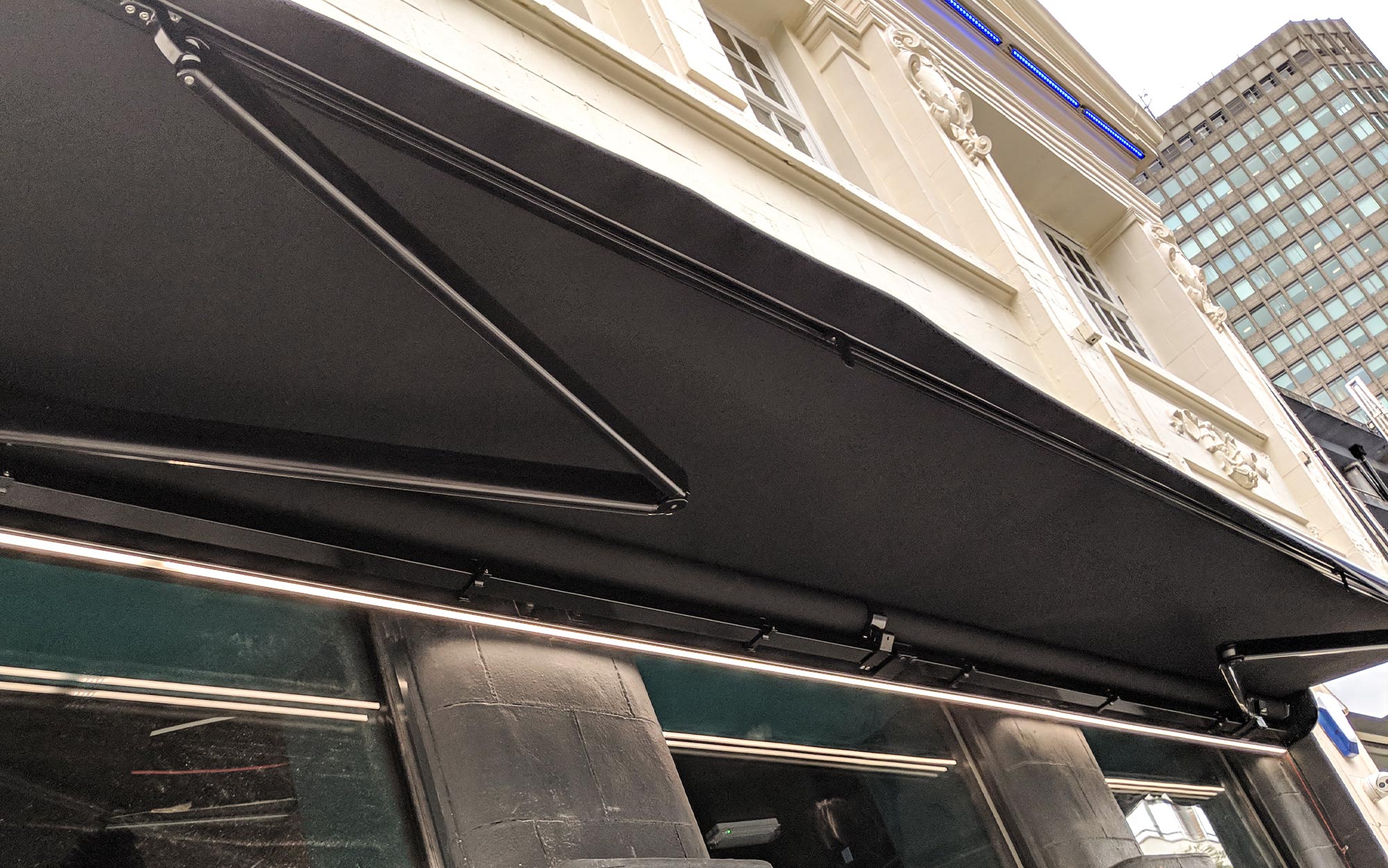 Classic folding arm Awning