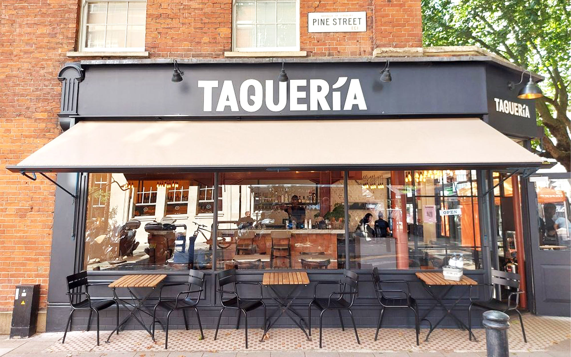 Awning Cover for Restaurants