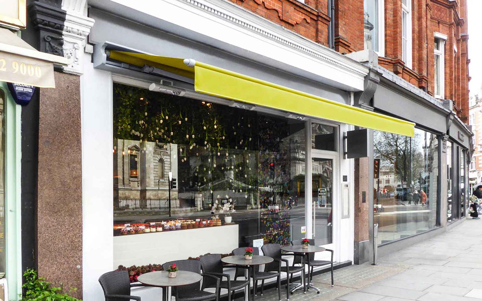 Commercial Awnings, Greenwich Cantilever
